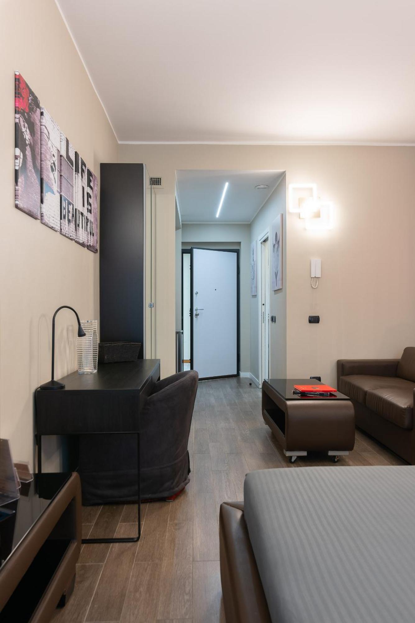 Double L Luxury Suite Mailand Exterior foto